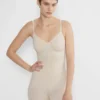 Body sin costuras ShapeEnhance™ hasta la mitad del muslo