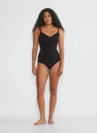Body sin costuras ShapeEnhance™ que cubre todo el trasero Body sin costuras ShapeEnhance™ que cubre todo el trasero