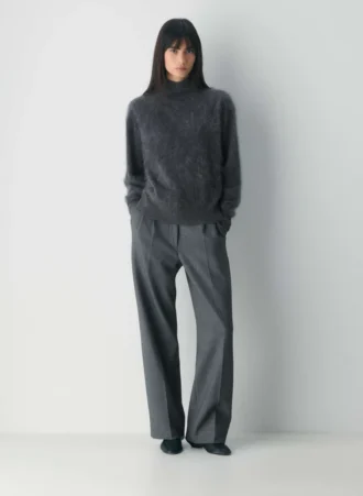 Brushed Cashmere Cuello alto holgado