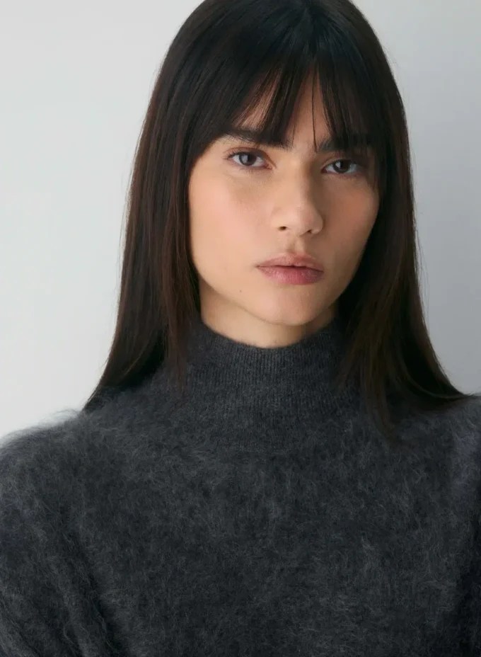 Brushed Cashmere Cuello alto holgado