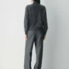 Brushed Cashmere Cuello alto holgado