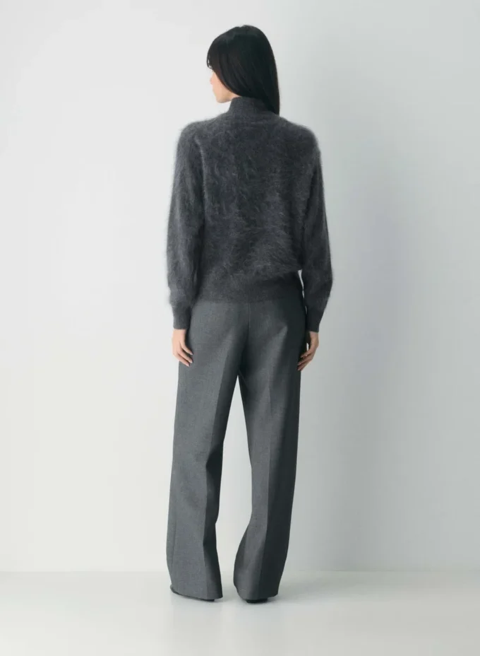 Brushed Cashmere Cuello alto holgado