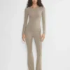 BUTTER Cheeky Hi-Rise Flare Legging BUTTER Cheeky Hi-Rise Flare Legging