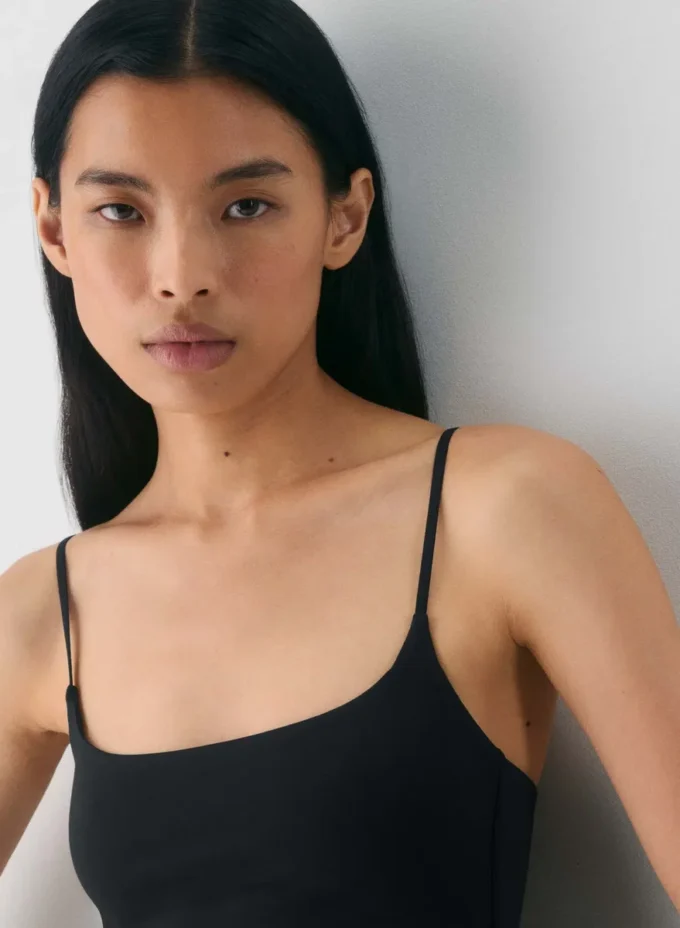 Camiseta sin mangas con cuello cuadrado Original Contour