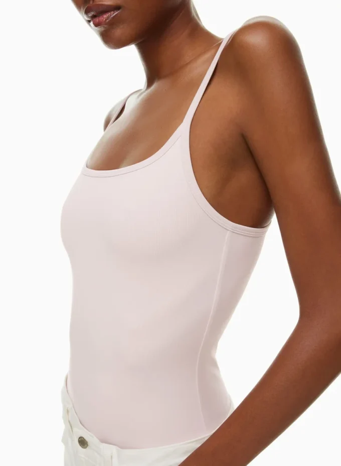 Camiseta sin mangas Contour Swoop Camiseta sin mangas Contour Swoop
