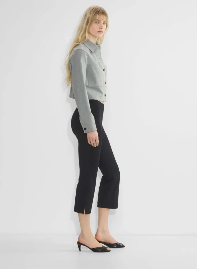 Chaqueta corta Little – (Re)ssential Light Chaqueta corta Little – (Re)ssential Light