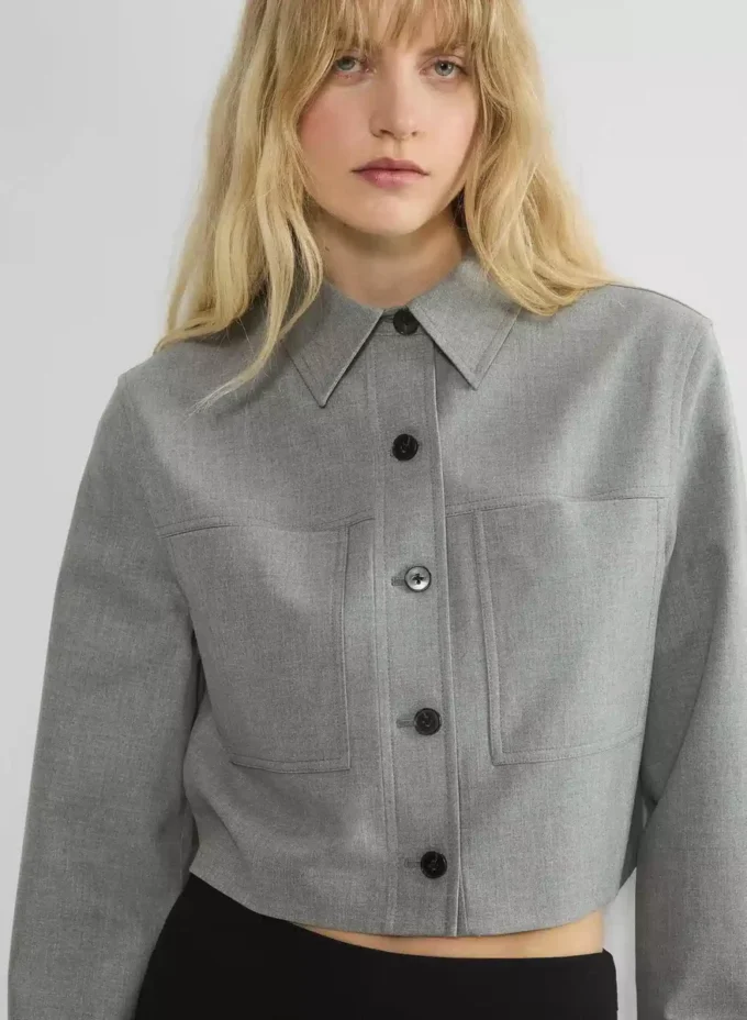 Chaqueta corta Little – (Re)ssential Light Chaqueta corta Little – (Re)ssential Light