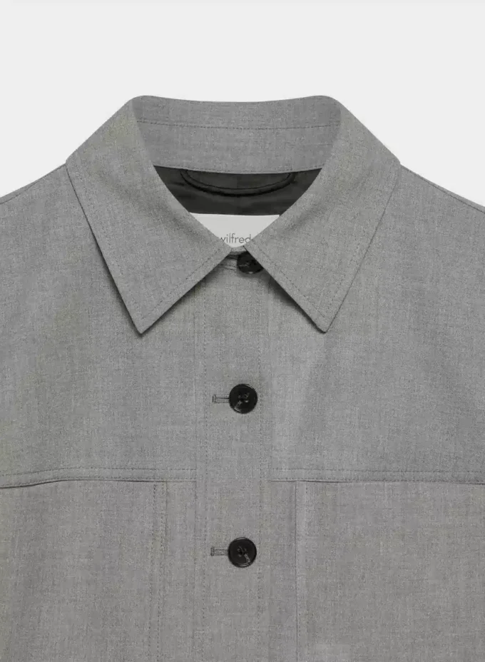 Chaqueta corta Little – (Re)ssential Light Chaqueta corta Little – (Re)ssential Light