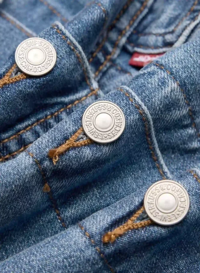 Chaqueta vaquera encogida Levi’s de los 90 Chaqueta vaquera encogida Levi’s de los 90