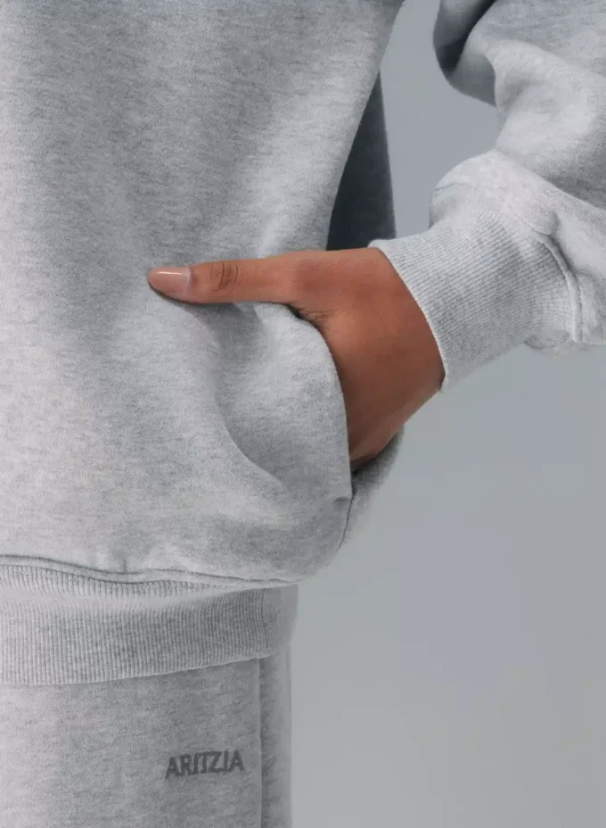 cómodo tejido de felpa. Nueva sudadera Mega Crew cómodo tejido de felpa. Nueva sudadera Mega Crew