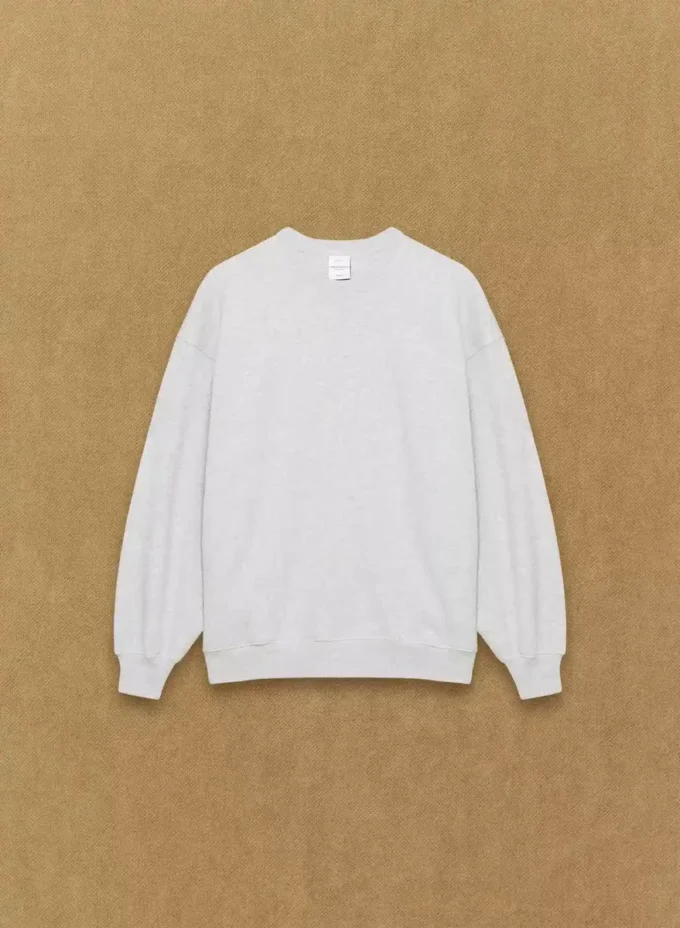 cómodo tejido de felpa. Nueva sudadera Mega Crew cómodo tejido de felpa. Nueva sudadera Mega Crew