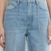 Denim Forum Los vaqueros anchos de talle alto y corte entallado de los 90