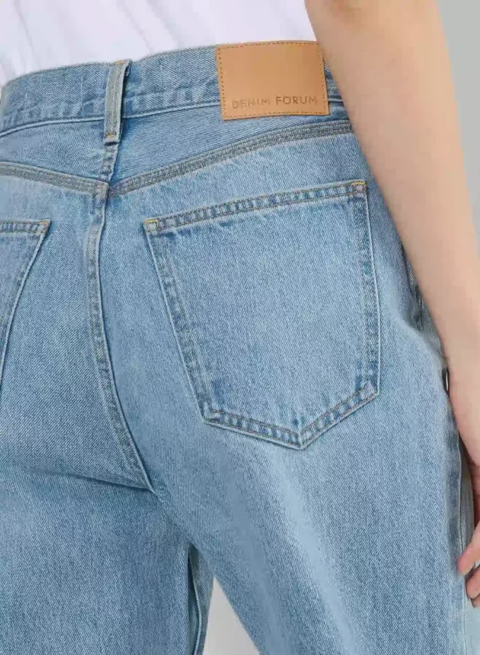 Denim Forum Los vaqueros anchos de talle alto y corte entallado de los 90