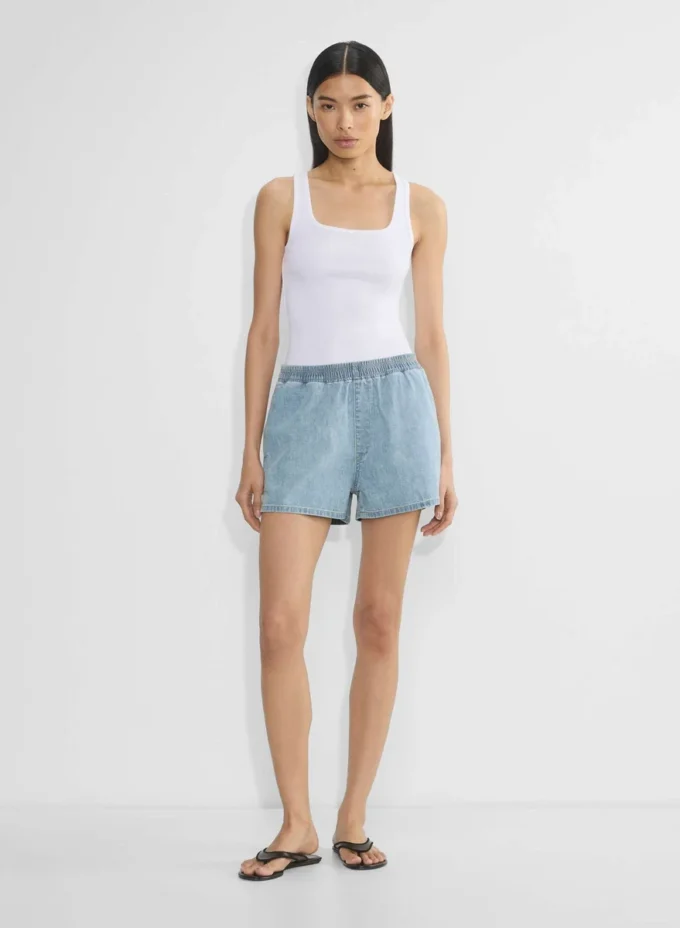 Denim Forum Pantalón corto vaquero de talle bajo y muy suave de los años 90 Denim Forum Pantalón corto vaquero de talle bajo y muy suave de los años 90