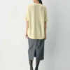 Feather Cashmere de Aritzia, 100 % ligero como una pluma. Jersey de manga corta holgado Feather Cashmere de Aritzia, 100 % ligero como una pluma. Jersey de manga corta holgado