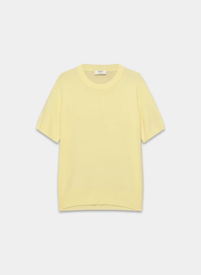 Feather Cashmere de Aritzia, 100 % ligero como una pluma. Jersey de manga corta holgado Feather Cashmere de Aritzia, 100 % ligero como una pluma. Jersey de manga corta holgado
