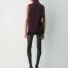 Feather Cashmere de Aritzia. Camiseta de cuello alto holgada Feather Cashmere de Aritzia. Camiseta de cuello alto holgada