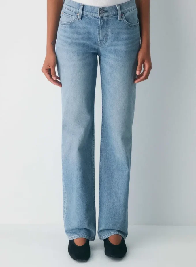 Foro sobre denim Vaqueros rectos de talle super bajo Nico Foro sobre denim Vaqueros rectos de talle super bajo Nico