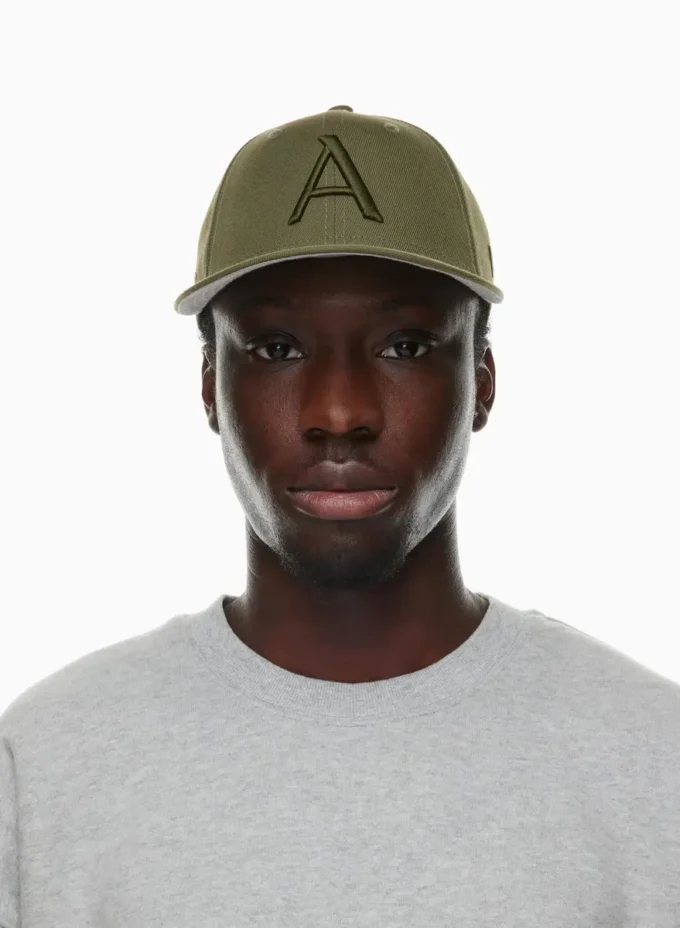 Gorra New Era X Aritzia 59FIFTY