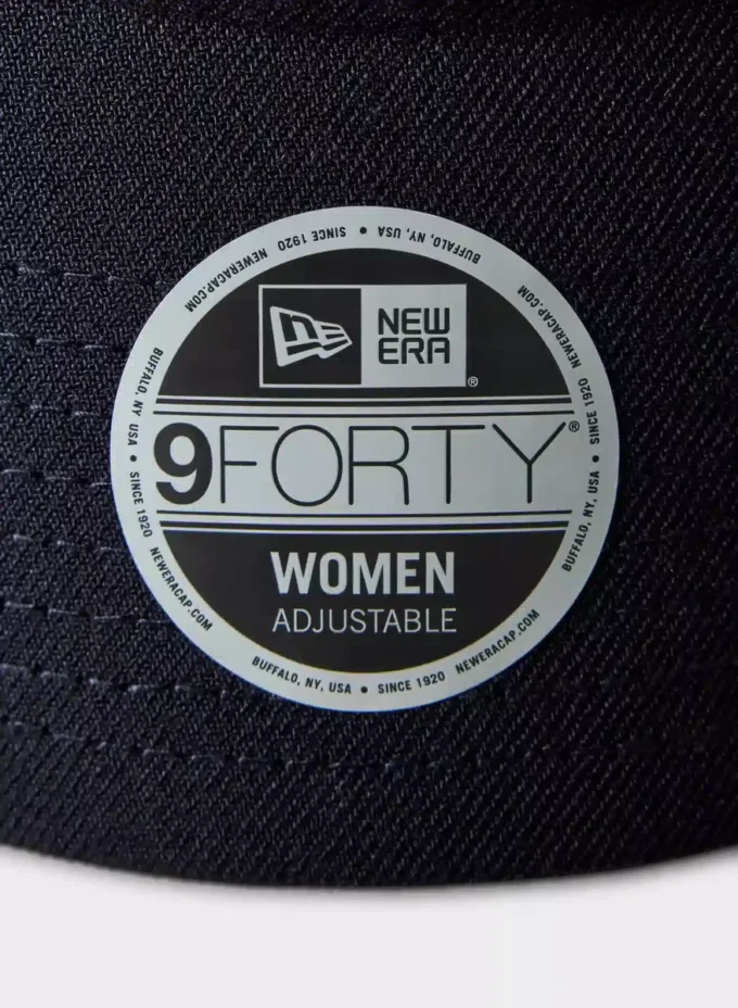 Gorra New Era X Aritzia 9forty A-frame