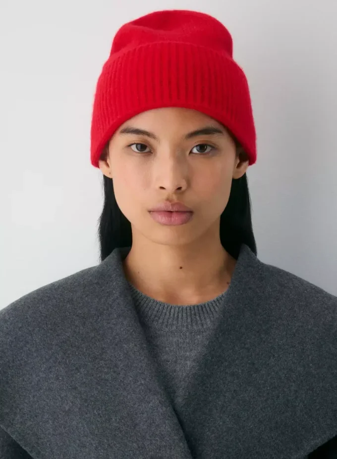 Gorro de cachemira con vuelta