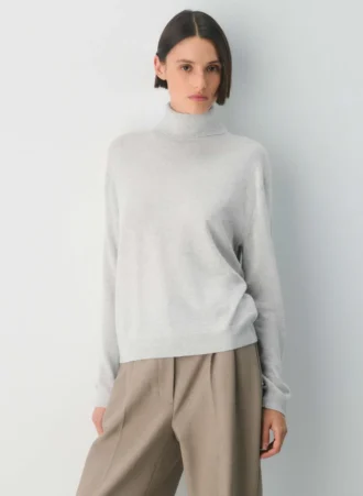 Jersey de cuello alto de lana merino Jersey de cuello alto de lana merino