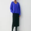 Jersey oversize con cuello en V de Plush Cashmere