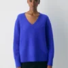 Jersey oversize con cuello en V de Plush Cashmere