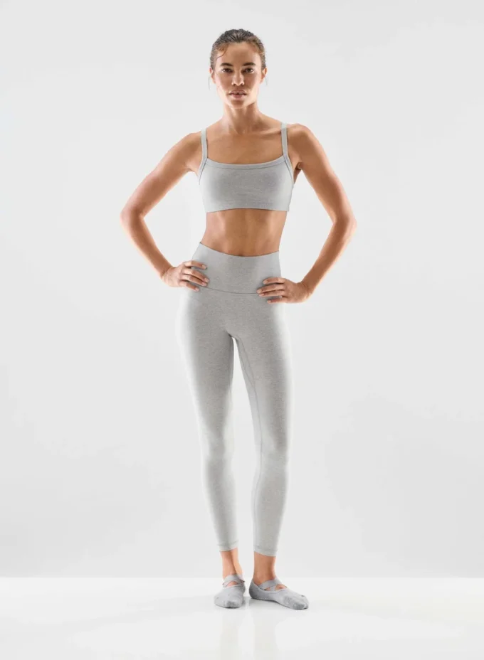 Leggings SoftWhip™ Cheeky Infinite de talle alto y 66 cm de largo Leggings SoftWhip™ Cheeky Infinite de talle alto y 66 cm de largo