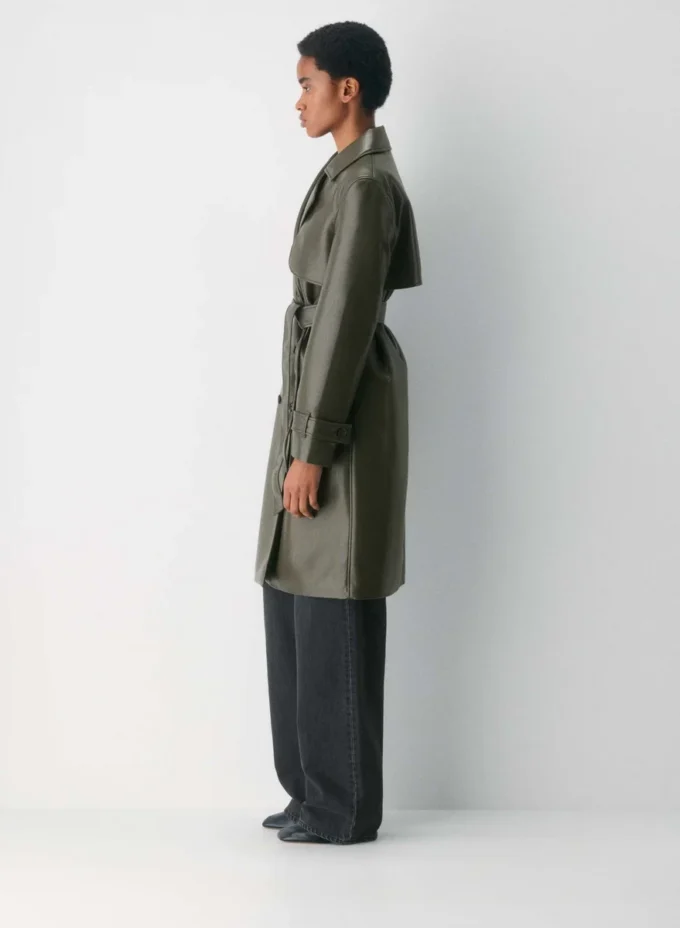 Nueva gabardina tabloide – Cuero Unreal