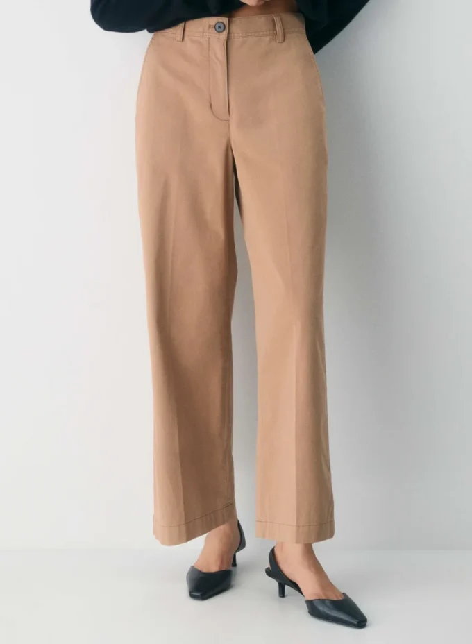 Pantalón chino holgado de talle alto y pierna ancha Pantalón chino holgado de talle alto y pierna ancha