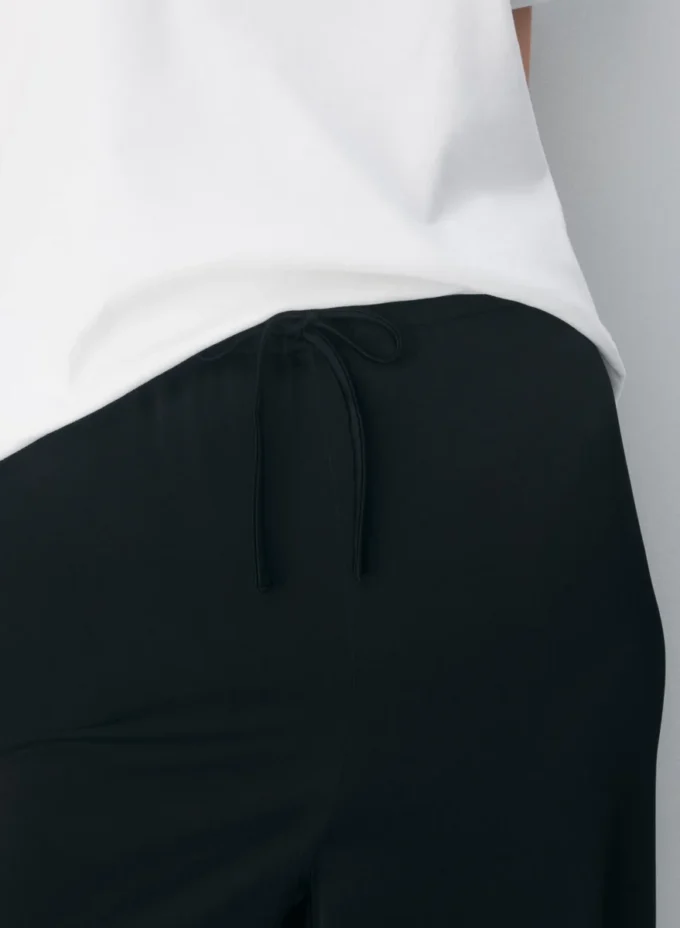 Pantalón de satén Archer Pantalón de satén Archer