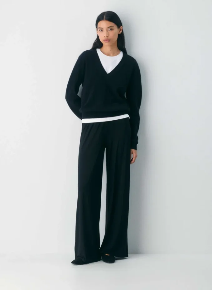 Pantalón Linear – Smooth Matter™ Pantalón Linear – Smooth Matter™