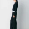 Pantalón Linear – Smooth Matter™ Pantalón Linear – Smooth Matter™