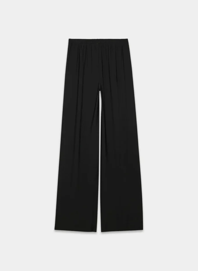 Pantalón Linear – Smooth Matter™ Pantalón Linear – Smooth Matter™