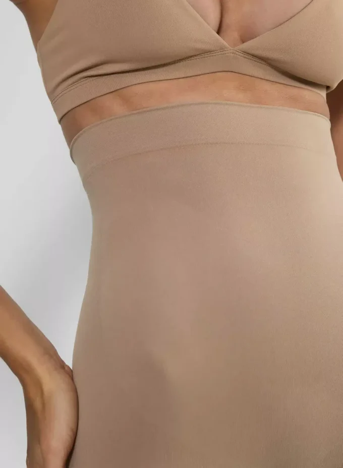 ShapeEnhance™ Pantalones cortos sin costuras de talle alto