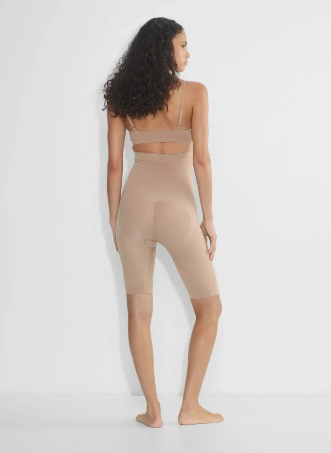 ShapeEnhance™ Pantalones cortos sin costuras de talle alto
