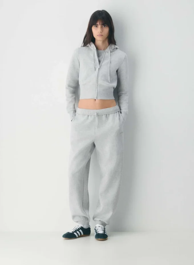 Sudadera con capucha y cremallera, cómoda y ajustada, de felpa de peso medio Sudadera con capucha y cremallera, cómoda y ajustada, de felpa de peso medio