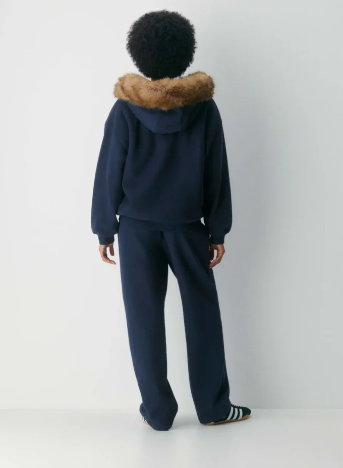Sudadera con capucha y cremallera mega oversize
