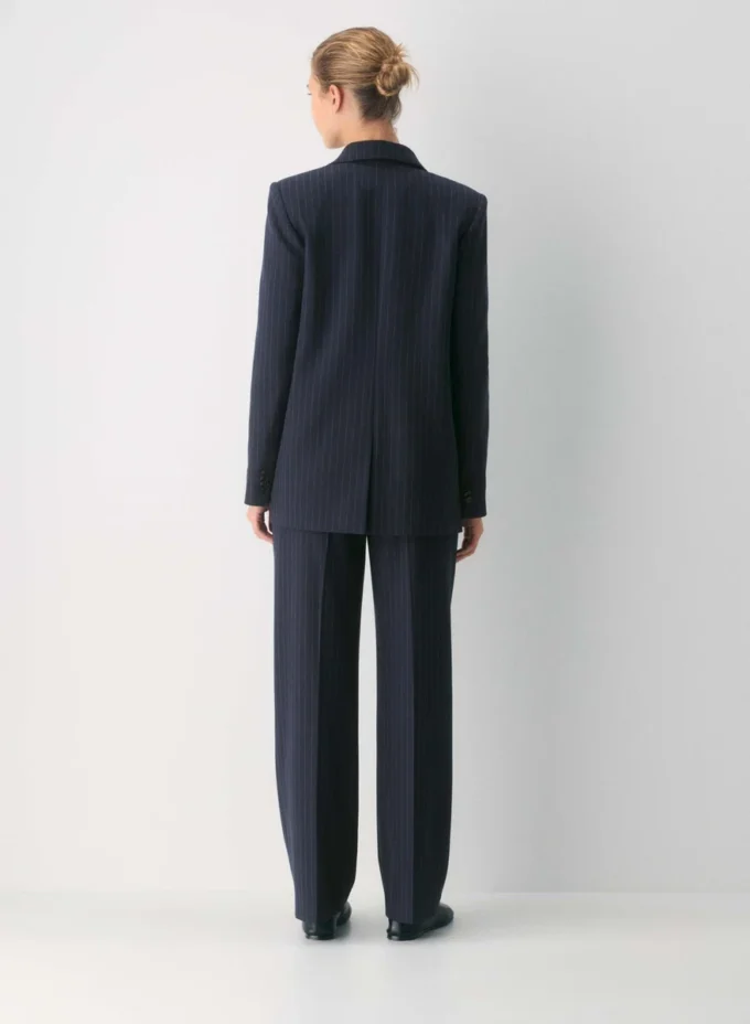 The Effortless Pant™ Curve-fit