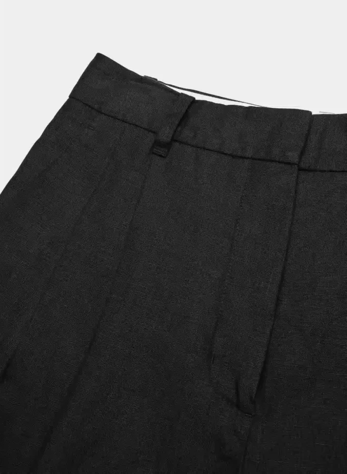 The Effortless Short™ Lino hasta la mitad del muslo The Effortless Short™ Lino hasta la mitad del muslo