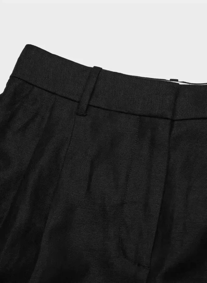The Effortless Short™ Mid-Thigh – CruiseLinen™