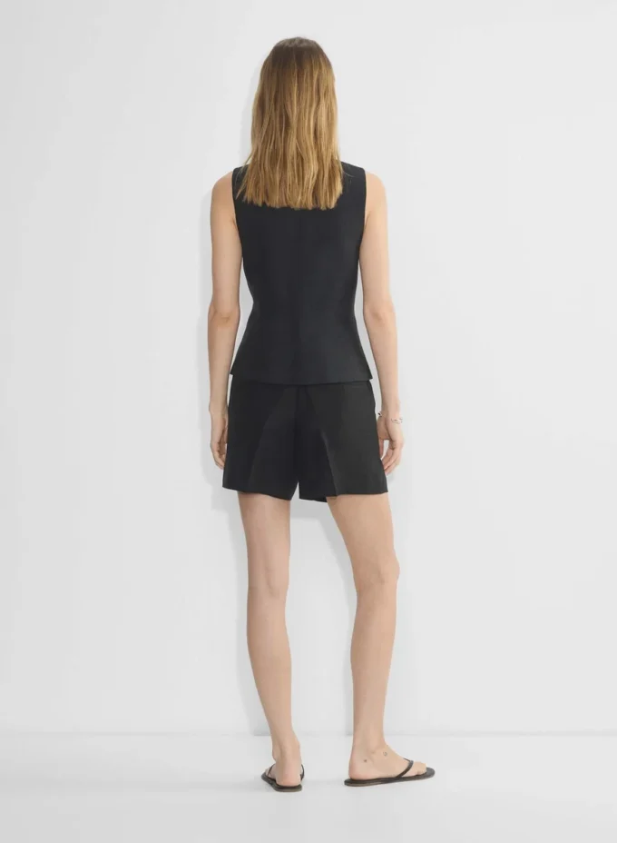 The Effortless Short™ Mid-Thigh – CruiseLinen™