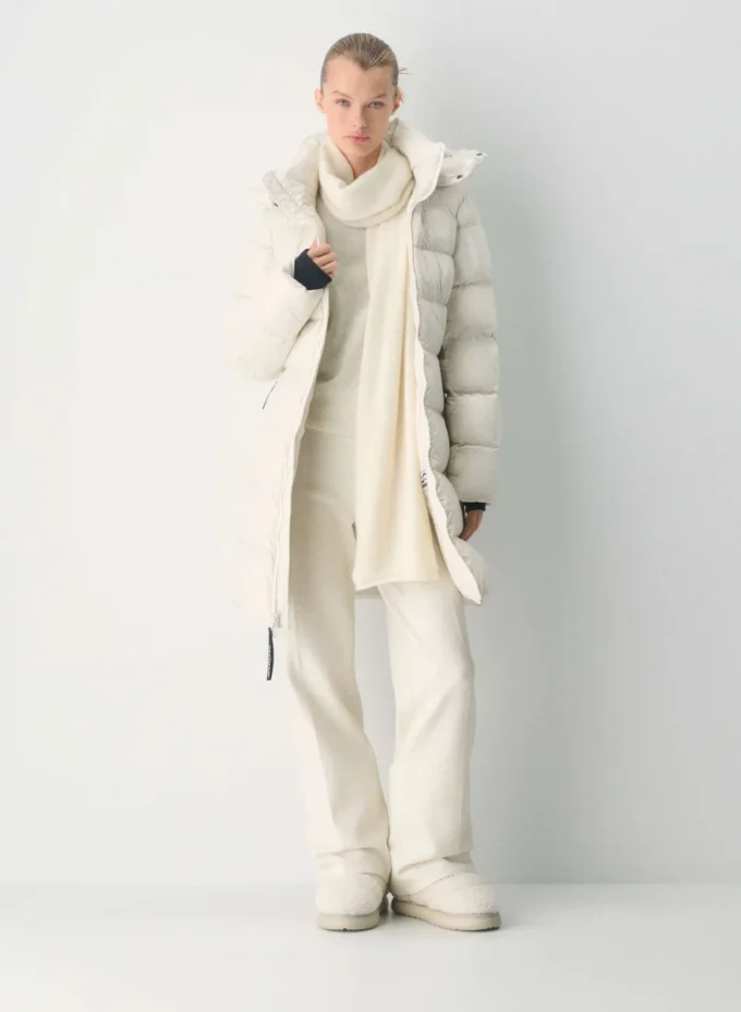 The SuperSnug Puff™ Mid – Hi-Gloss The SuperSnug Puff™ Mid – Hi-Gloss