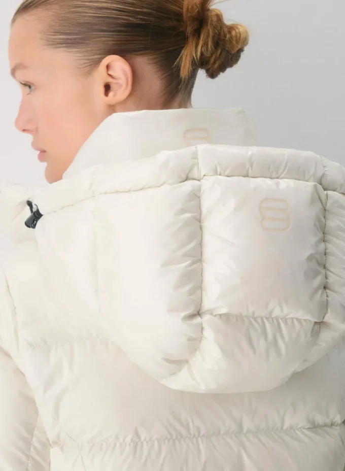 The SuperSnug Puff™ Mid – Hi-Gloss The SuperSnug Puff™ Mid – Hi-Gloss