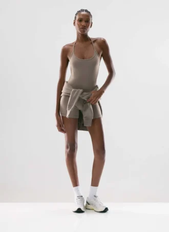 Top camiseta con cuello halter LIFE Essential