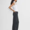 Top Casual Contour Flourish