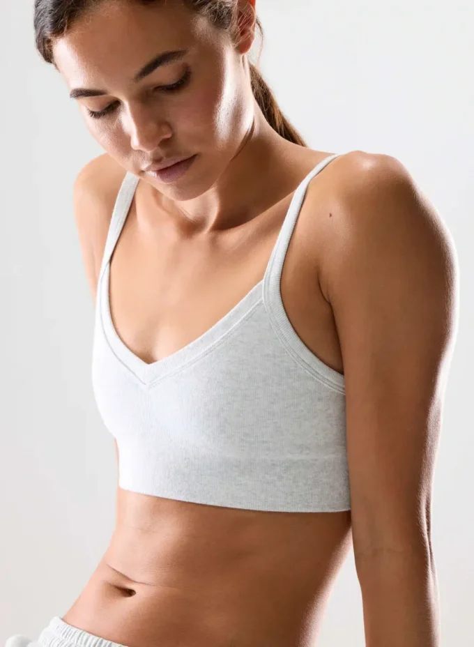 Top con sujetador CottonMelt™ Pause Top con sujetador CottonMelt™ Pause