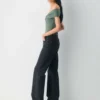 Top original Contour Twist con hombros descubiertos Top original Contour Twist con hombros descubiertos