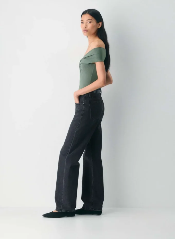 Top original Contour Twist con hombros descubiertos Top original Contour Twist con hombros descubiertos